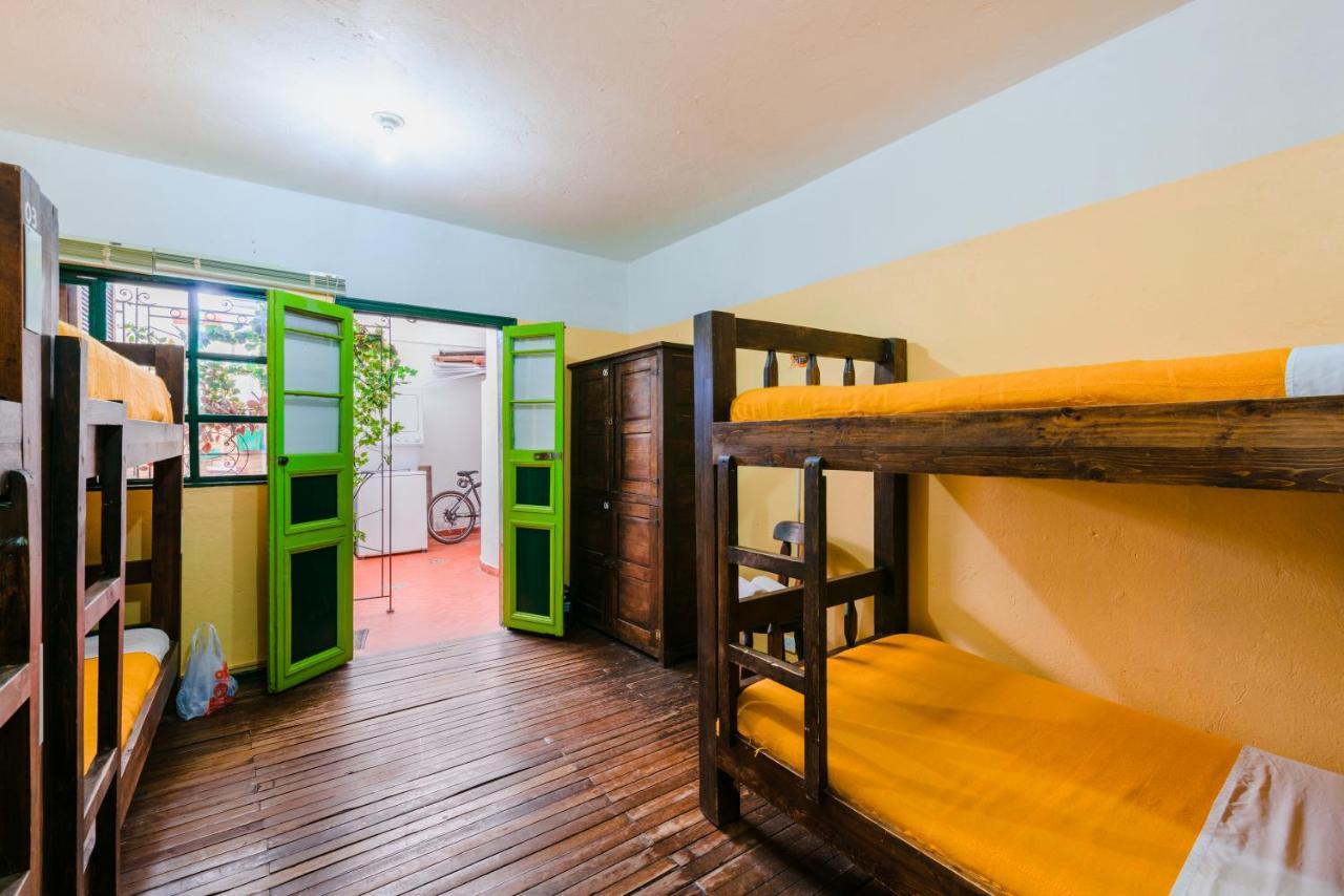 Chocolate Hostel Богота Экстерьер фото