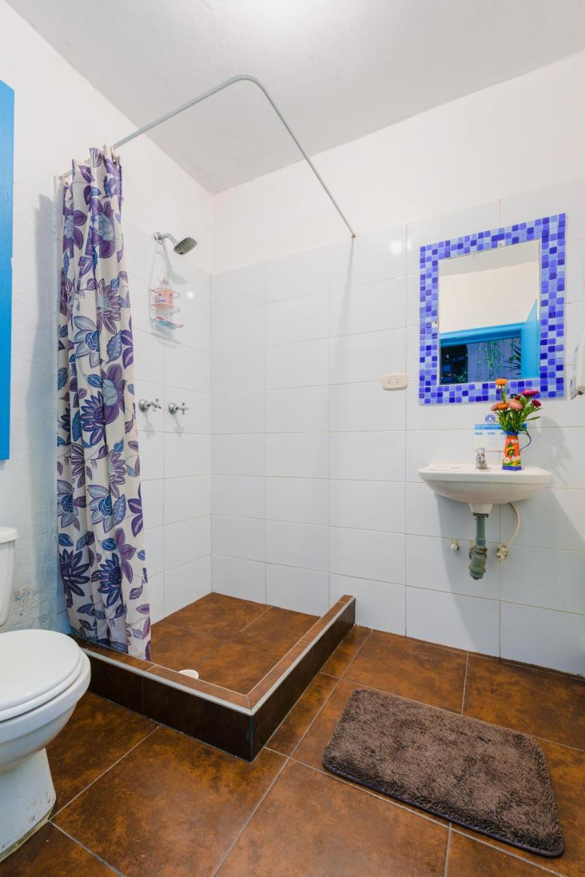 Chocolate Hostel Богота Экстерьер фото